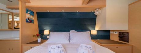 For Sail  Lagoon Catamaran Lagoon 560 Interior 12