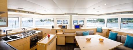 Diva  Lagoon Catamaran Lagoon 560 Interior 2