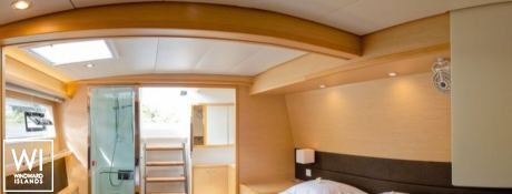 Diva  Lagoon Catamaran Lagoon 560 Interior 4