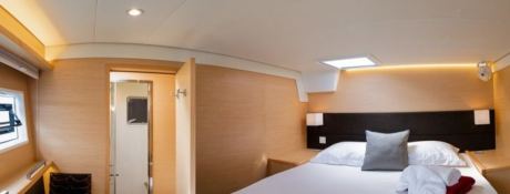 Diva  Lagoon Catamaran Lagoon 560 Interior 0