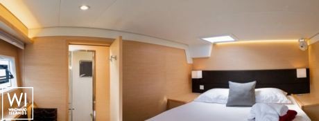 Diva  Lagoon Catamaran Lagoon 560 Interior 0