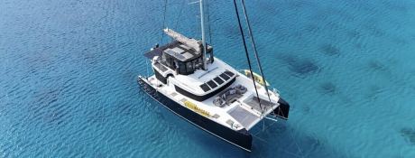 4X  Lagoon Catamaran Lagoon 560 Exterior 2
