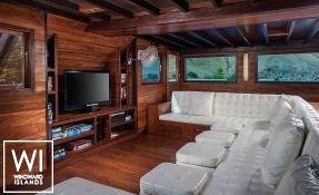 Samata   Ketch  42M Interior 12
