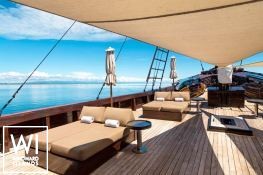Alila Purnama   Yacht 46M Interior 11