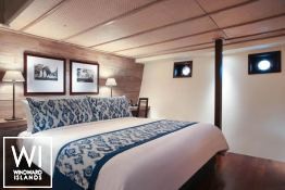 Alila Purnama   Yacht 46M Interior 5