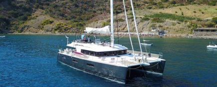 Kaskazi Four  Lagoon Catamaran Lagoon 620 Exterior 1