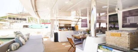 FOXY LADY  Lagoon Catamaran Lagoon 620 Exterior 7