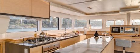 TIGER LILY   Lagoon Catamaran Lagoon 620 Interior 7