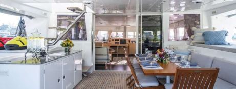 Sip Sip  Lagoon Catamaran Lagoon 620 Exterior 1
