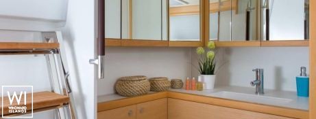 OPAL   Lagoon Catamaran Lagoon 620 Interior 1