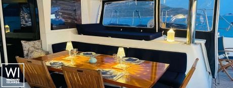 Blue Griffin  Lagoon Catamaran Lagoon 620 Interior 17