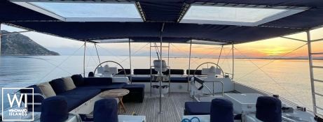 Blue Griffin  Lagoon Catamaran Lagoon 620 Exterior 7