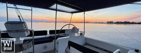 Blue Griffin  Lagoon Catamaran Lagoon 620 Exterior 6