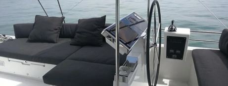 Six Degrees  Lagoon Catamaran Lagoon 620 Exterior 7