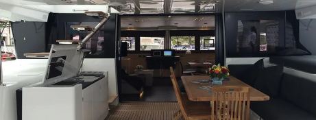 Six Degrees  Lagoon Catamaran Lagoon 620 Exterior 8
