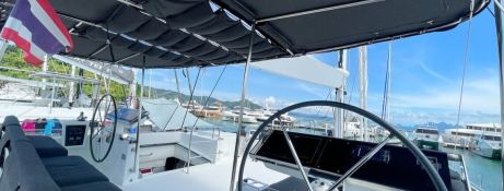 Six Degrees  Lagoon Catamaran Lagoon 620 Exterior 23