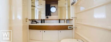 Medusa  Azimut Yachts Open 68S Interior 12