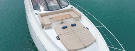 V  Sunseeker Predator 74' Exterior 4