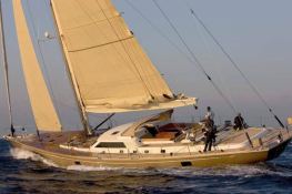 DHARMA  Southern Wind Sloop 100' Exterior 5