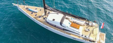 Bubbles  CNB Sloop 76' Exterior 1