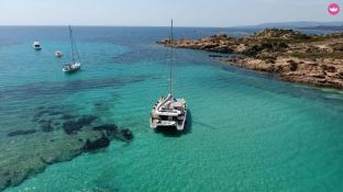 MeHo  Fountaine Pajot Saba 50 Exterior 2