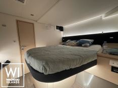 MeHo  Fountaine Pajot Saba 50 Interior 23
