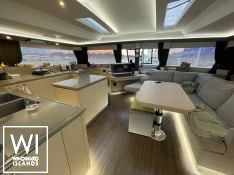 MeHo  Fountaine Pajot Saba 50 Interior 27