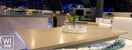 Cashmere  (ex SEA DRAGON) Fountaine Pajot Saba 50 Interior 7