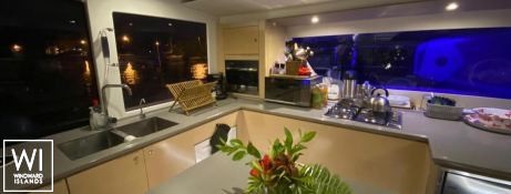 NOWHERE  Fountaine Pajot Saba 50 Interior 8