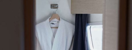 PI 2  Fountaine Pajot Saba 50 Interior 13