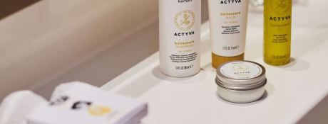 PI 2  Fountaine Pajot Saba 50 Interior 14