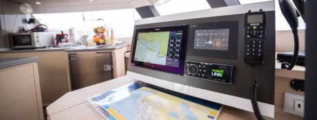 Princess Aphrodite  Fountaine Pajot Saba 50 Interior 14