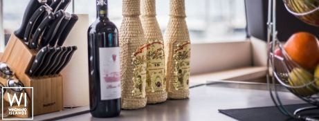 Princess Aphrodite  Fountaine Pajot Saba 50 Interior 17