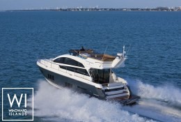Get lucky  Fairline Squadron 50 Exterior 2