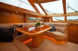 Dyna 70 Dyna Craft Interior 1