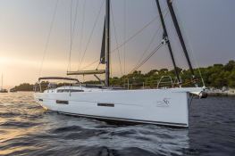 Dufour 560 Dufour Yachts Exterior 7