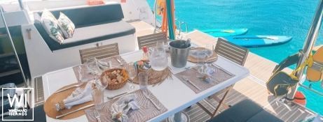 Ever Glorious  Catana Catamaran Bali 4.5 Exterior 8