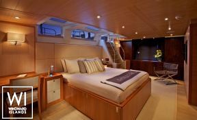 Sharlou (ex Sarissa) Vitters Sloop 42M Interior 5