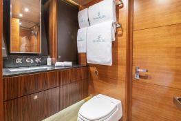 Sharlou (ex Sarissa) Vitters Sloop 42M Interior 10