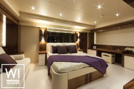 THE NAKOA  Sunseeker Yacht 28M Interior 5