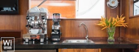 THE BLUE   Schooner 28M Interior 21