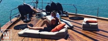 THE BLUE   Schooner 28M Exterior 6