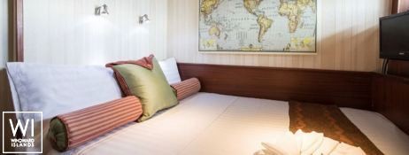 THE BLUE   Schooner 28M Interior 25