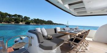 Summer Breeze  Pearl yacht Pearl 75 Interior 3