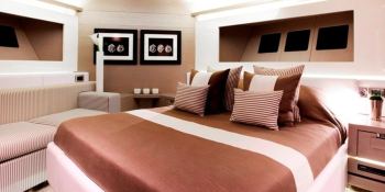 Summer Breeze  Pearl yacht Pearl 75 Interior 1