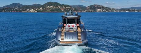 JFF (ex Ohana) Overmarine Mangusta 108 Exterior 1