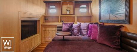 JFF (ex Ohana) Overmarine Mangusta 108 Interior 1