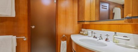 JFF (ex Ohana) Overmarine Mangusta 108 Interior 1