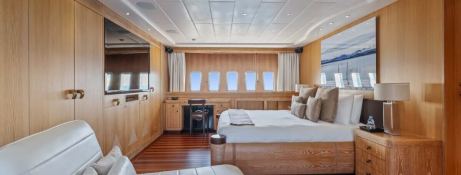 JFF (ex Ohana) Overmarine Mangusta 108 Interior 1