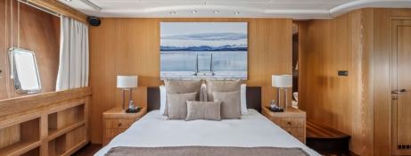 JFF (ex Ohana) Overmarine Mangusta 108 Interior 1